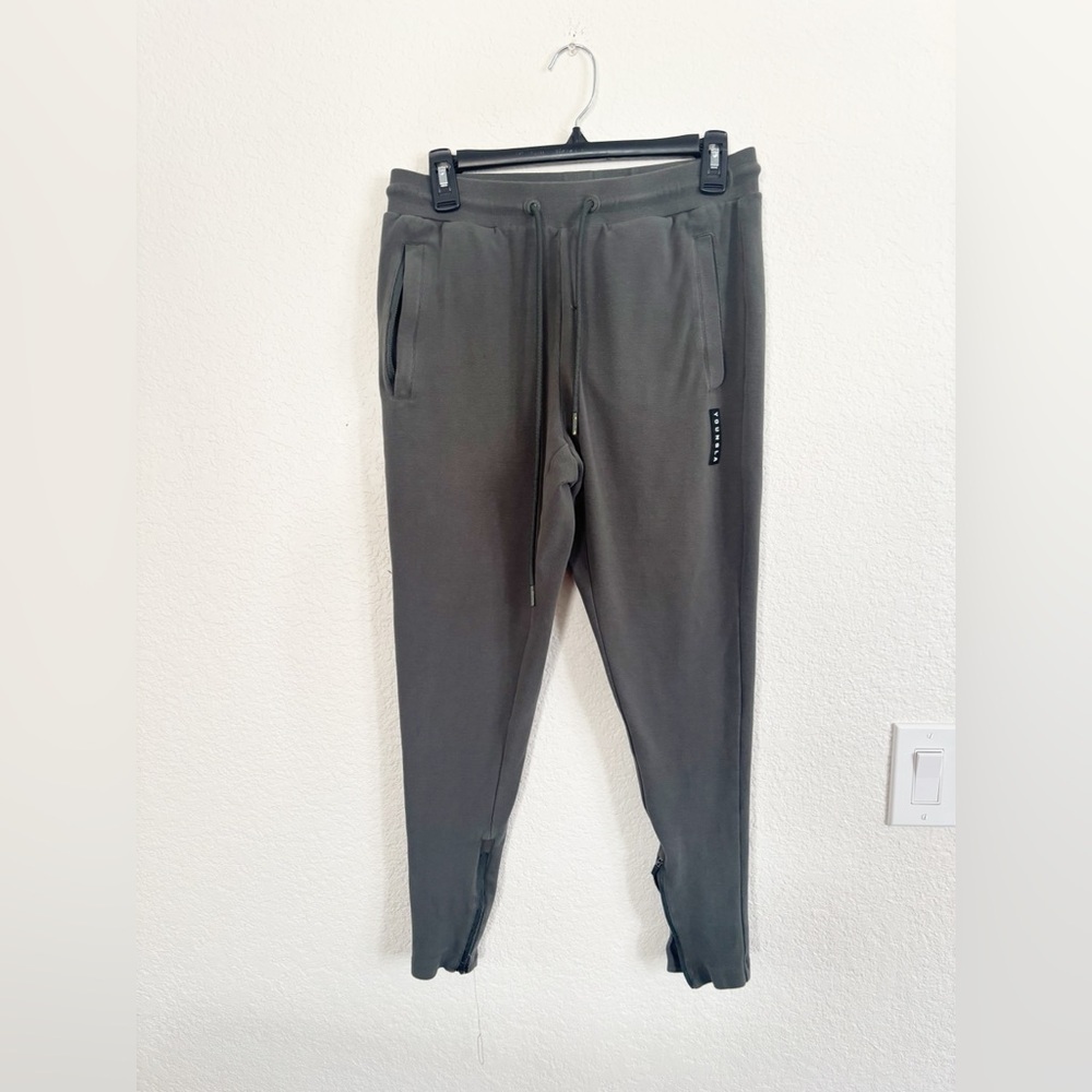 YoungLA Men's Green Joggers Size S